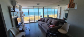 Apartamento frente al mar primera linea de la mansa Pda 26 punta del este penthouse